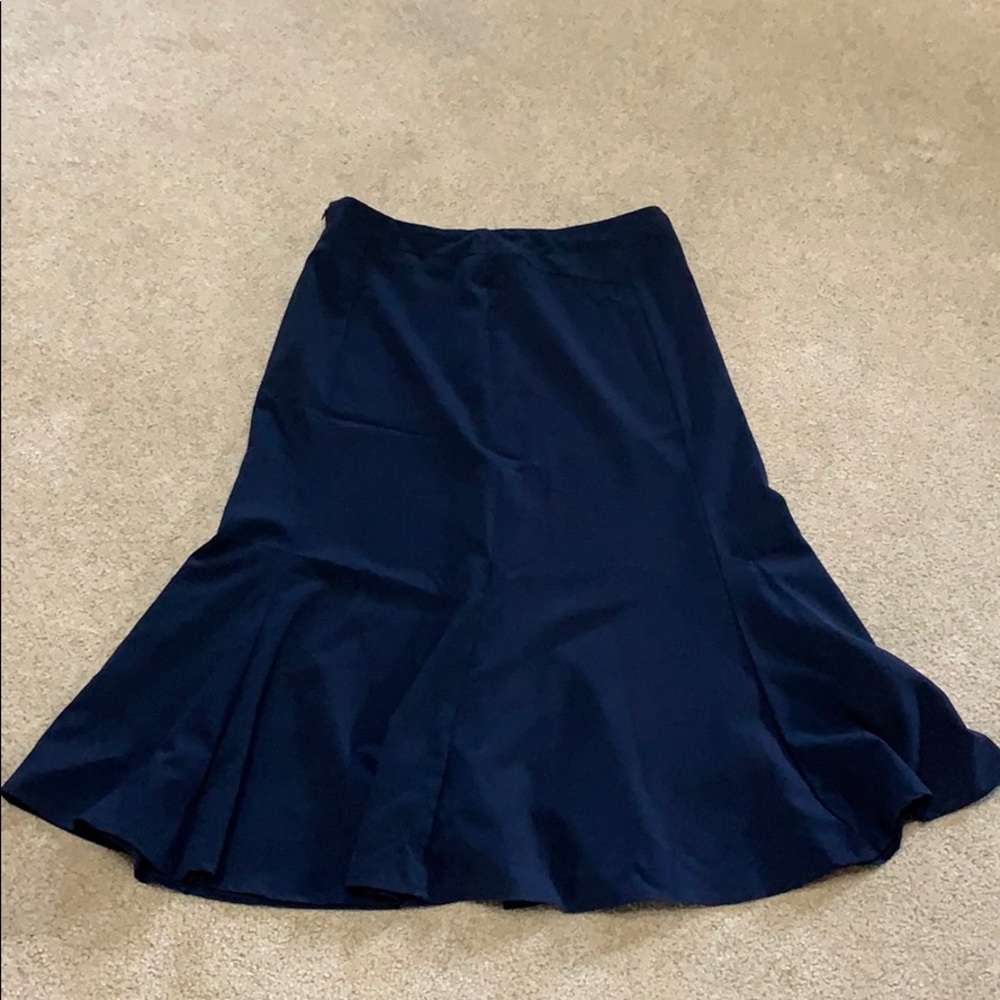 Women’s navy skirt